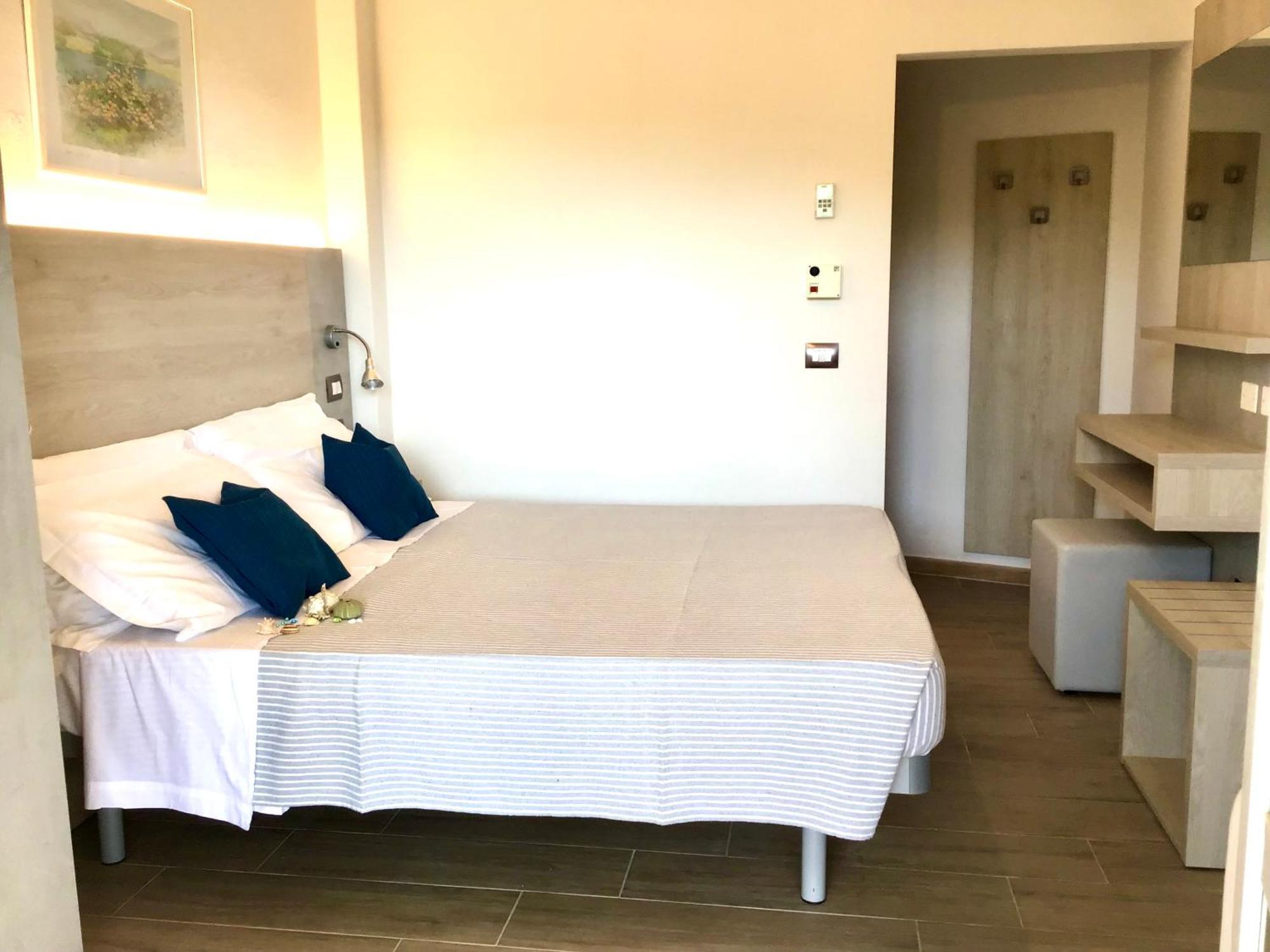 La Coccinella Residence San Vincenzo Bagian luar foto